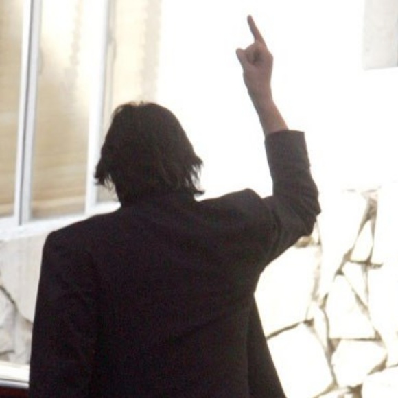 Meet your Posher, Leigh - Picture 1 of 1